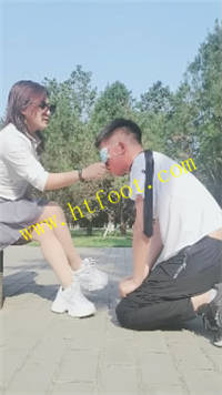 r4rm4wrd2w3.jpg