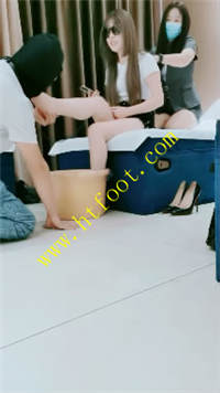 0ec10ebjacs.jpg
