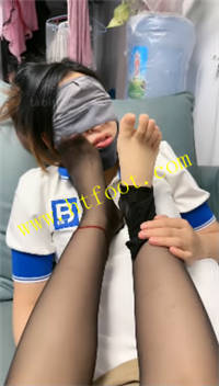 0ocmjienmko.jpg