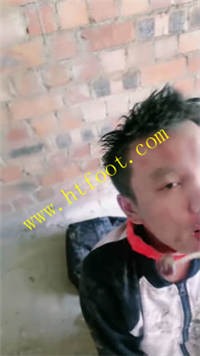 dh0bhenyihg.jpg