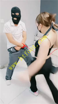 2xqt0xicrg4.jpg