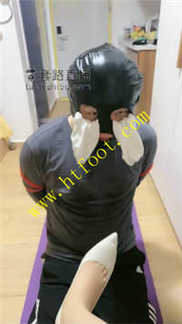 qmkqhh53e1w.jpg