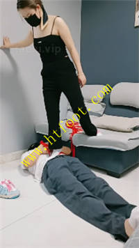 jl5kd1nkiao.jpg