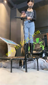 qto112pguhw.jpg