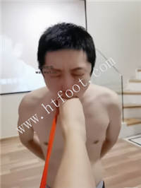 2tfhdzmbju0.jpg