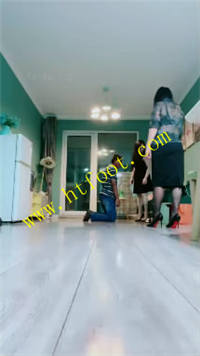 temuwf00mv4.jpg