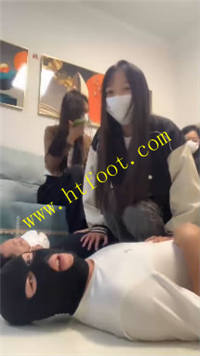 uen1c3yrkkk.jpg
