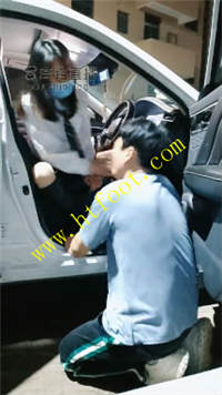 35aqw3bi0ch.jpg