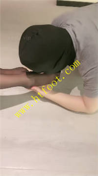 c3tkooby41u.jpg