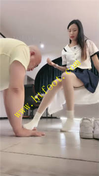 j4uh0ul5haw.jpg