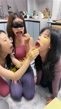 v1f3szn22jp.jpg