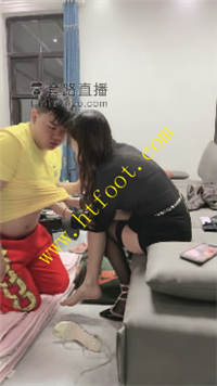 lfngrst4mvb.jpg
