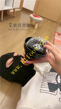 rytop1f4nxc.jpg
