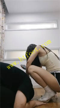 t4midekblhh.jpg