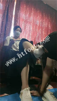 30q1zmiq2cr.jpg