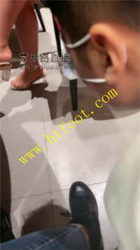 qnxyc4x2bwp.jpg