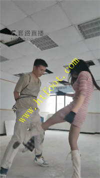 elx2spzbsbi.jpg