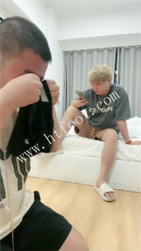zpwwh2uckmm.jpg