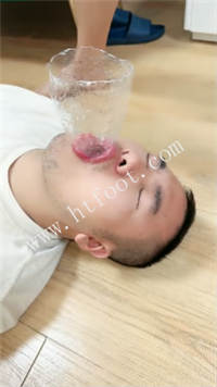 thsfm0bmhbw.jpg