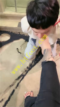 4b4dkmzhlkr.jpg