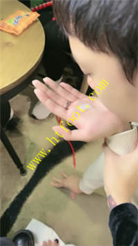 kaz21rmxvhk.jpg