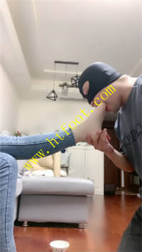 nrhzeg5og11.jpg