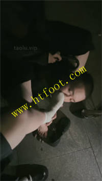 elkf5o524nw.jpg