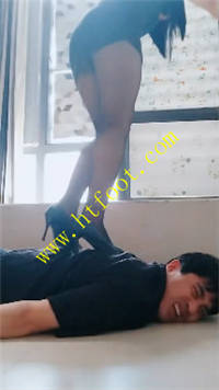13ihmqgfrb4.jpg