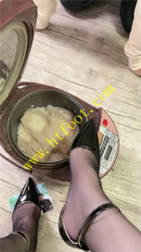 f3csq11uot1.jpg