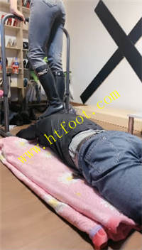 o0gp0k0kfqm.jpg