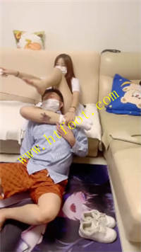kyq4kfwqmx0.jpg
