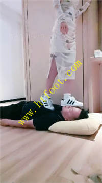 k2tcu1fzw4t.jpg
