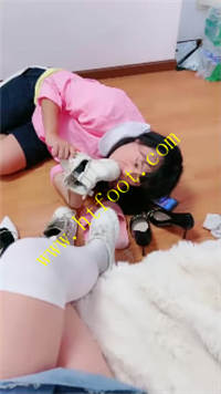 l1w0q312d5b.jpg