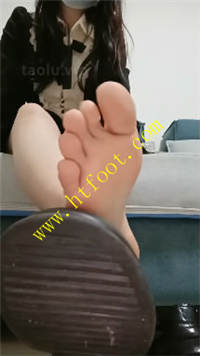 wqjzksby1wb.jpg