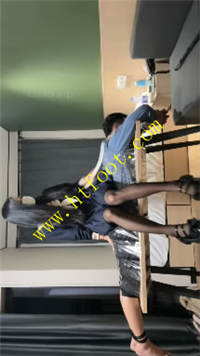 2zd2eqc1tlw.jpg