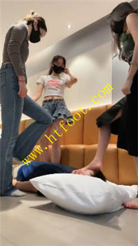 vm5vb1zeh0j.jpg