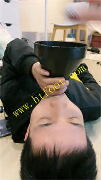 zw1ktbsptea.jpg