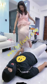 x5s2p1m5qvu.jpg