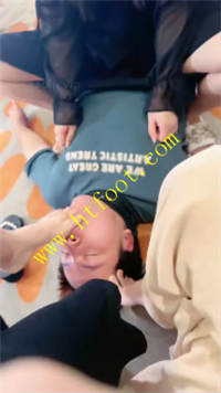 ulihtux5g2d.jpg