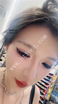 ax144lbo4d3.jpg