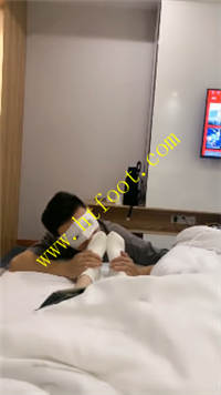 rnqia4pbpds.jpg