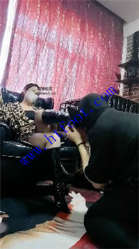 1cneqnao1jy.jpg
