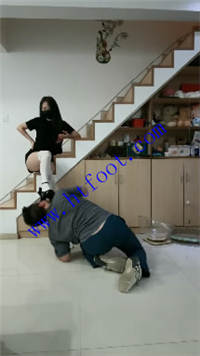eyroownikj2.jpg
