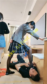 a4fzkv5lhdd.jpg