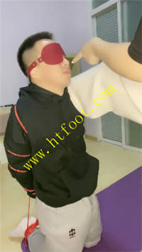 u0xkmldu2fh.jpg