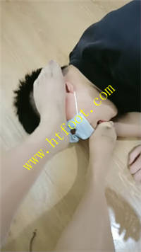 ipby1gapgb5.jpg