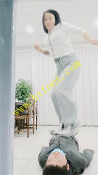 dht0fjobwu2.jpg