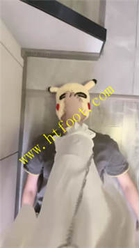 23wcuihaxf2.jpg