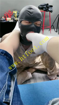 ujuxgflt3yr.jpg