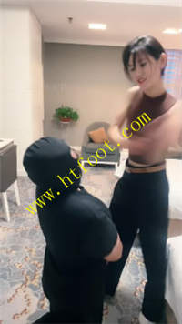 yonvga5bulx.jpg